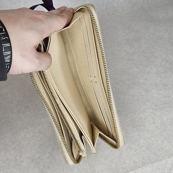 Louis Vuitton Damier Azur Zippy Long Wallet w/ Certificate - Picture 9 of 12